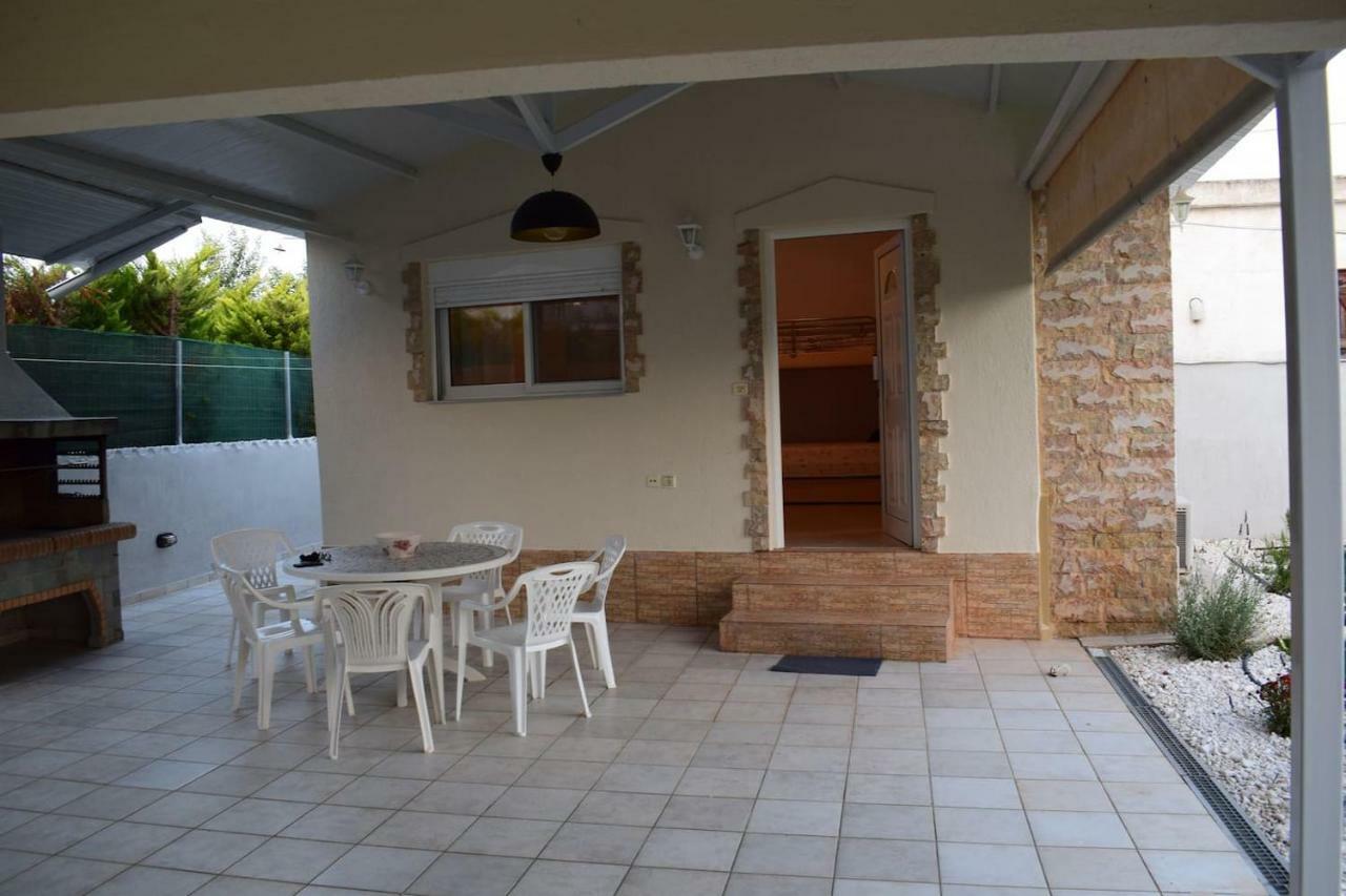 R Apartment Artemida  Exterior foto
